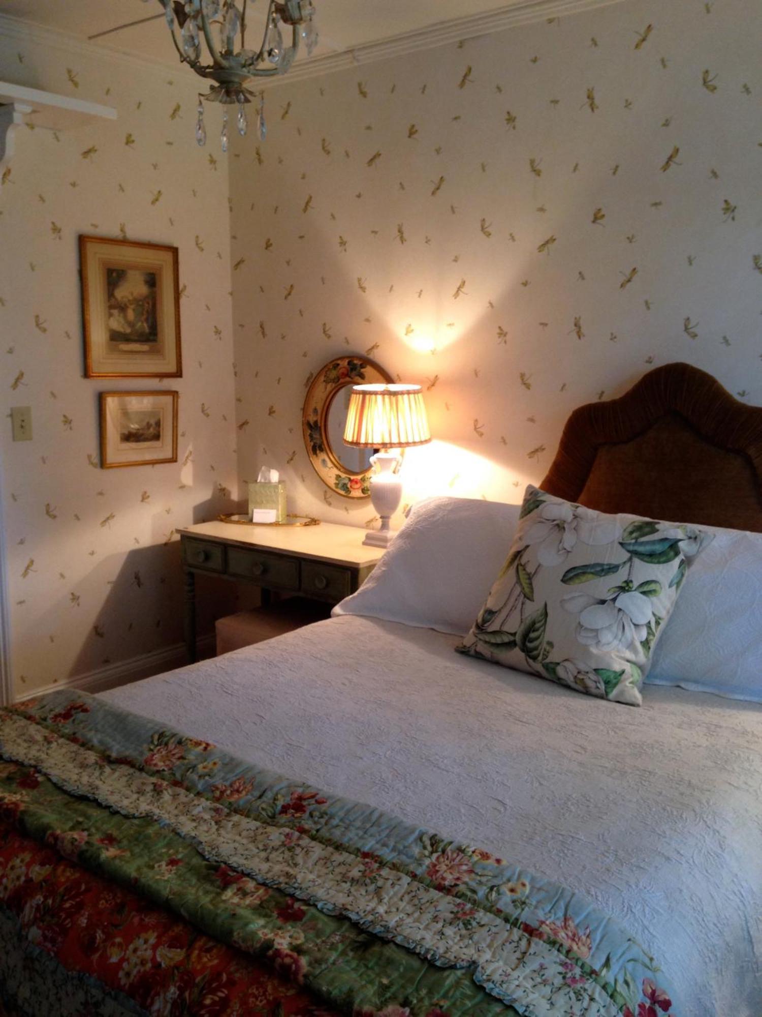 Hilltop House Bed & Breakfast Amenia Exterior foto